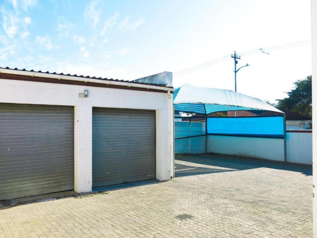 33 Goulborn Street Goodwood Hotel Kaapstad Buitenkant foto