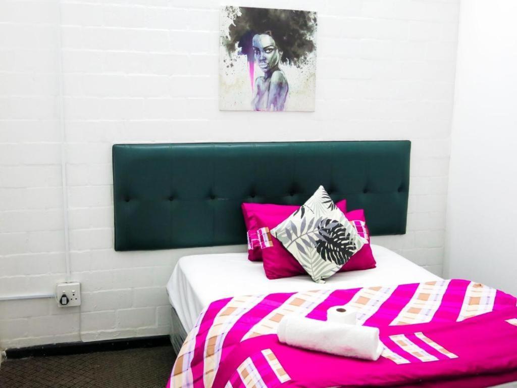 33 Goulborn Street Goodwood Hotel Kaapstad Buitenkant foto