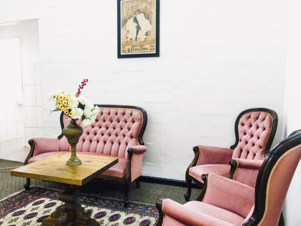 33 Goulborn Street Goodwood Hotel Kaapstad Buitenkant foto