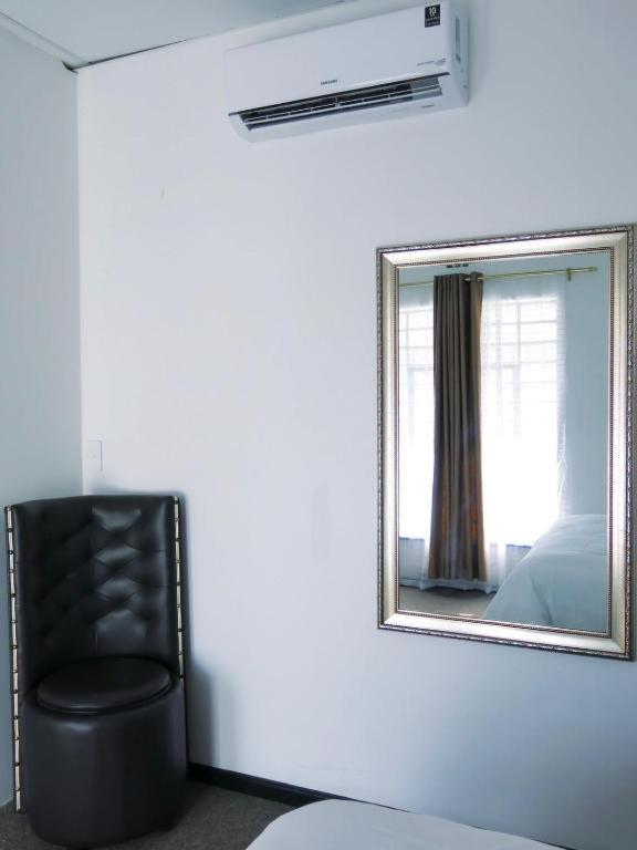 33 Goulborn Street Goodwood Hotel Kaapstad Buitenkant foto