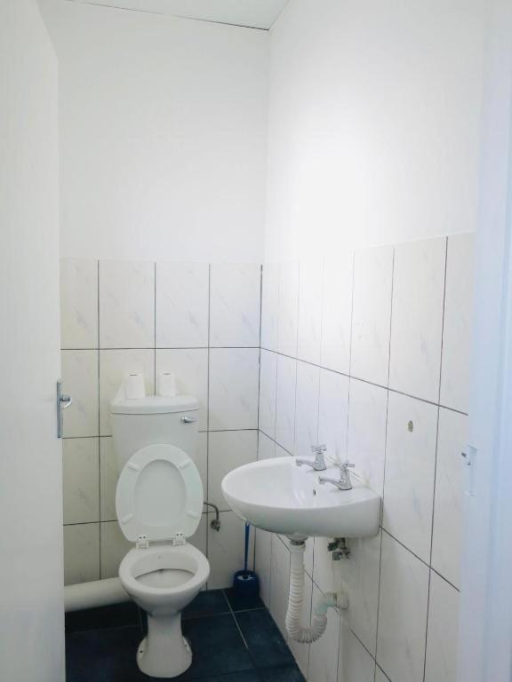 33 Goulborn Street Goodwood Hotel Kaapstad Buitenkant foto